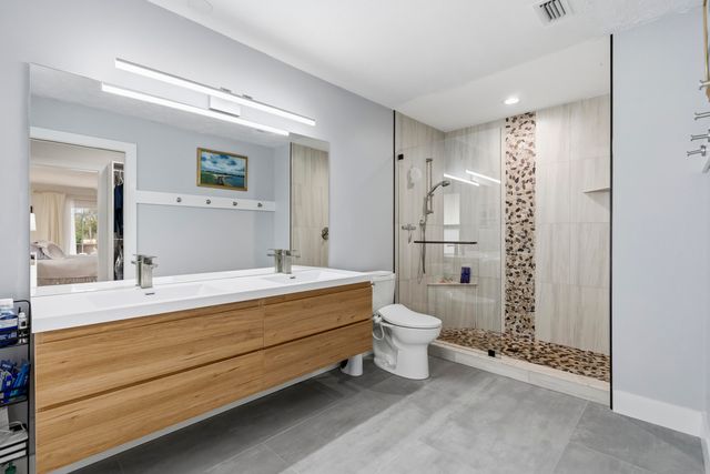 6061 SE Medinah Lane, Stuart, FL 34997