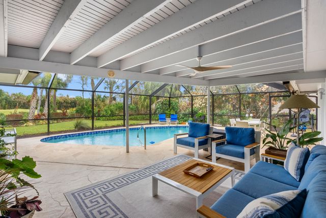 6061 SE Medinah Lane, Stuart, FL 34997