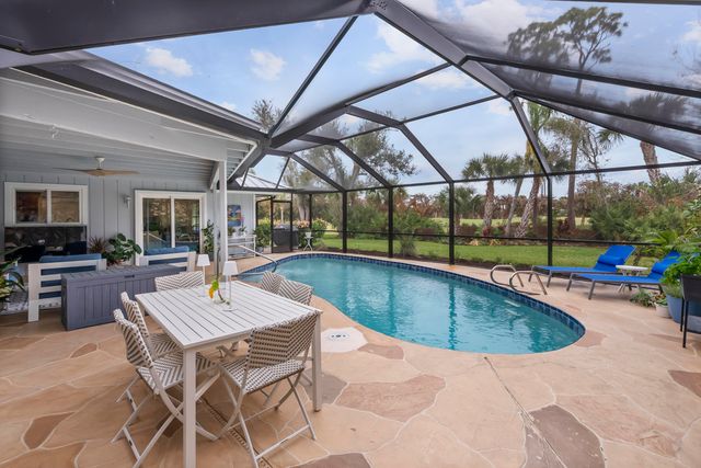 6061 SE Medinah Lane, Stuart, FL 34997