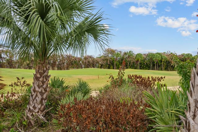 6061 SE Medinah Lane, Stuart, FL 34997