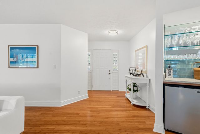 6061 SE Medinah Lane, Stuart, FL 34997