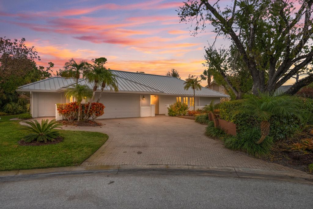 6061 SE Medinah Lane, Stuart, FL 34997