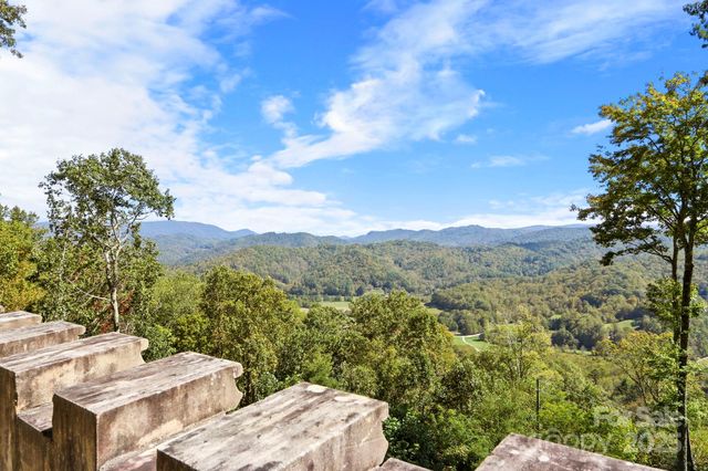 5742 NC Highway 194 None S, Banner Elk, NC 28604