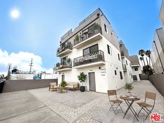 11443 Hatteras Street, North Hollywood (los Angeles), CA 91601