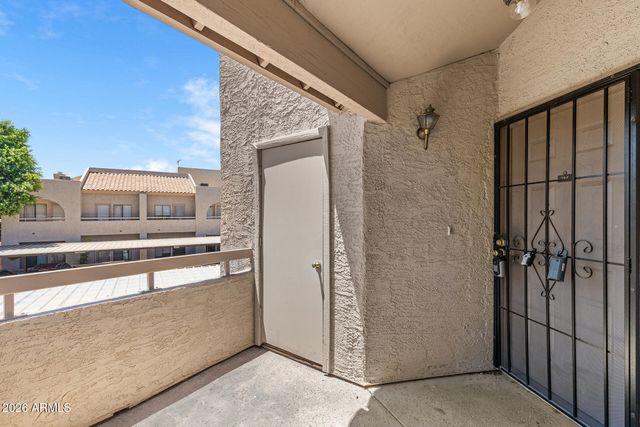 11666 N 28TH Drive 284, Phoenix, AZ 85029