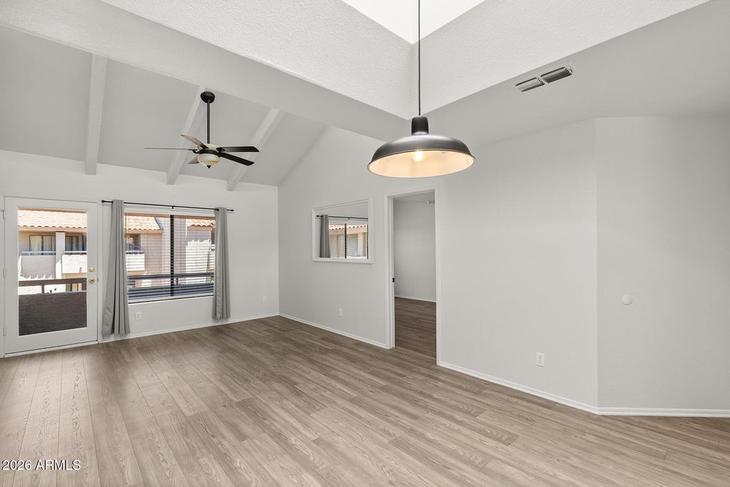 11666 N 28TH Drive 284, Phoenix, AZ 85029 — photo 3