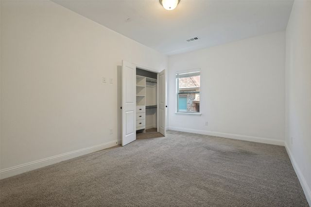 116 Harwood Drive, Lewisville, TX 75067