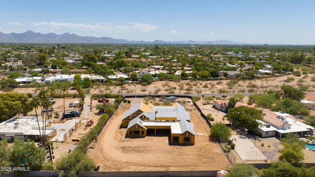 10242 N 58th Street, Paradise Valley, AZ 85253