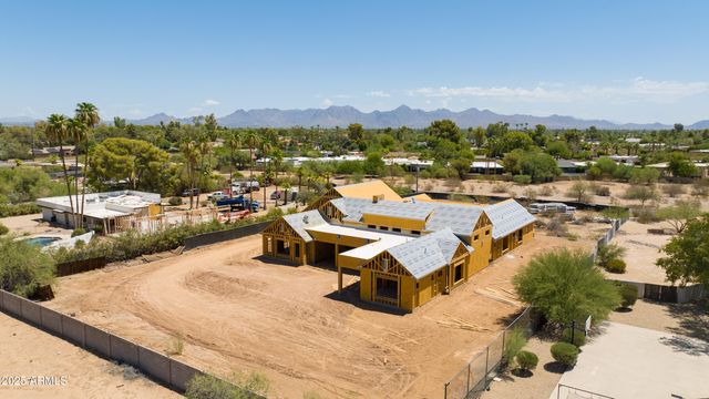 10242 N 58th Street, Paradise Valley, AZ 85253