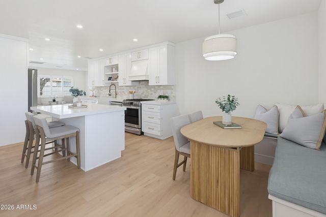 6637 E Hubbell Street, Scottsdale, AZ 85257