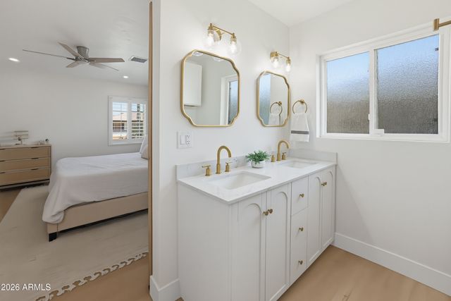 6637 E Hubbell Street, Scottsdale, AZ 85257