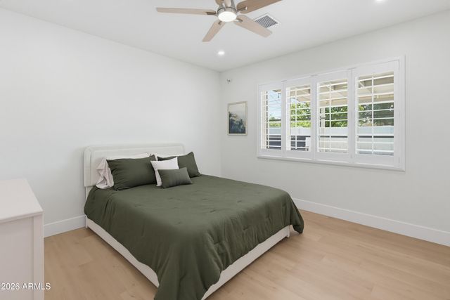 6637 E Hubbell Street, Scottsdale, AZ 85257