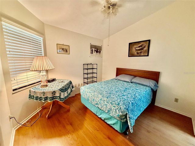 3927 NE 21ST LANE, Ocala, FL 34470