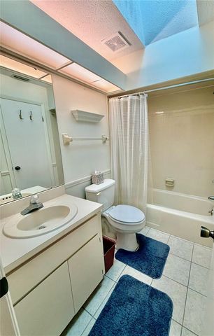 3927 NE 21ST LANE, Ocala, FL 34470