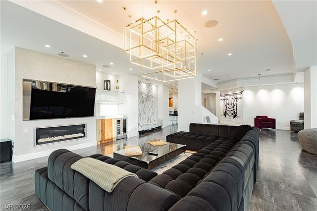 2700 Las Vegas Boulevard 4203, Las Vegas, NV 89109