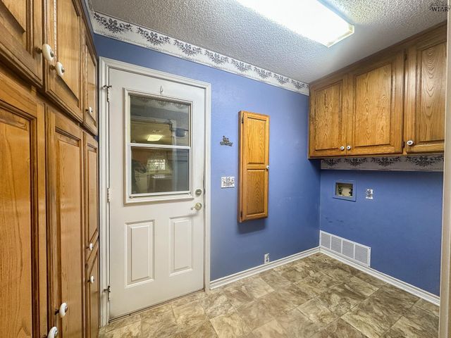 127 WELLINGTON LANE, Wichita Falls, TX 76305