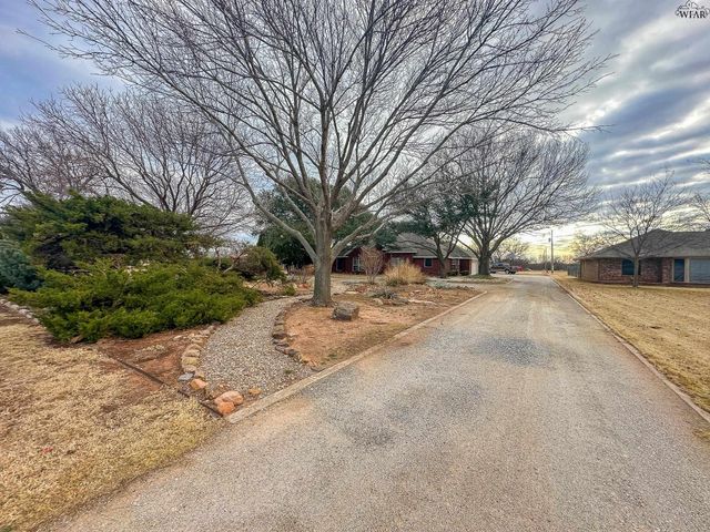 127 WELLINGTON LANE, Wichita Falls, TX 76305