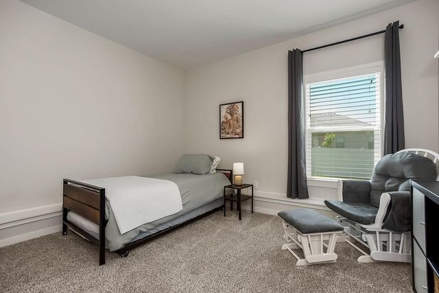 903 NW Crestwood Drive, Grain Valley, MO 64029