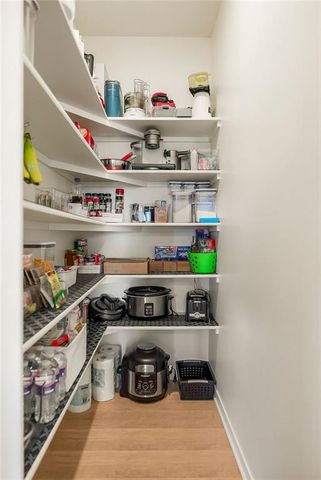 903 NW Crestwood Drive, Grain Valley, MO 64029