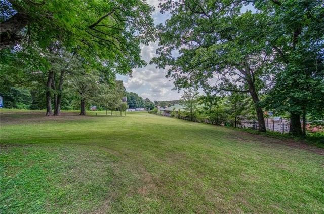 261 Steve Tate Highway, Marble Hill, GA 30148