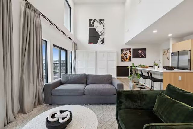 635 7th Ave S Apt 606, Nashville, TN 37203