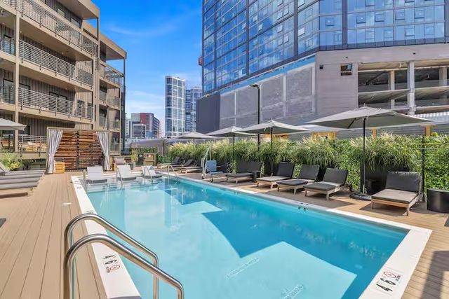635 7th Ave S Apt 606, Nashville, TN 37203