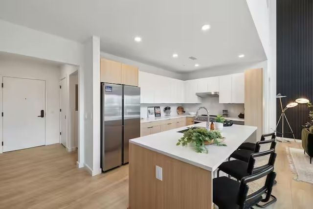 635 7th Ave S Apt 606, Nashville, TN 37203