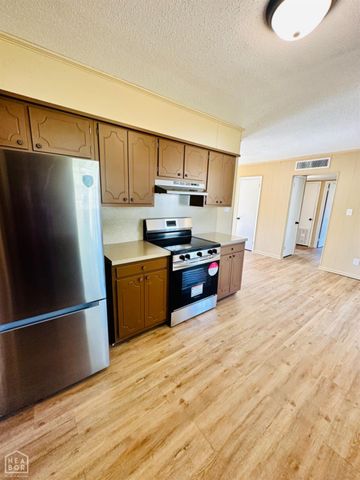 2905 Robinson, Newport, AR 72112