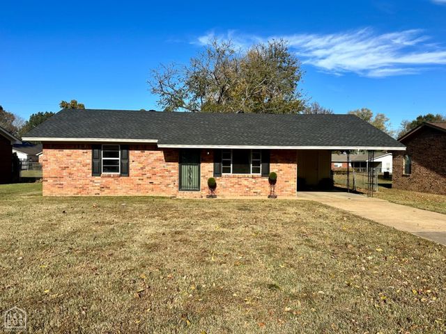 2905 Robinson, Newport, AR 72112