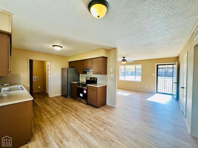 2905 Robinson, Newport, AR 72112