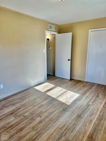 2905 Robinson, Newport, AR 72112