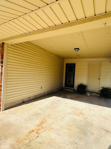 2905 Robinson, Newport, AR 72112