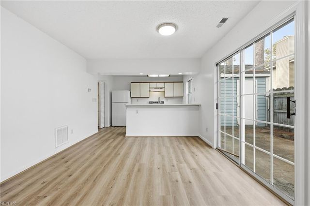 2304 Cretan CT, Virginia Beach, VA 23456