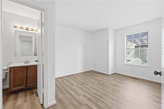 2304 Cretan CT, Virginia Beach, VA 23456