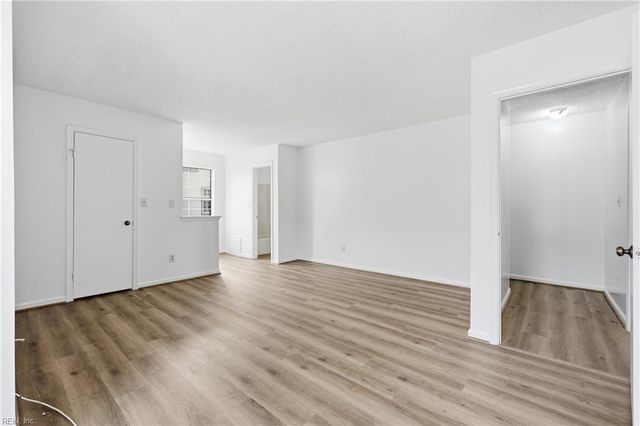 2304 Cretan CT, Virginia Beach, VA 23456