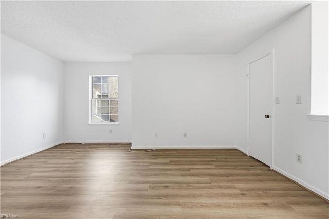 2304 Cretan CT, Virginia Beach, VA 23456