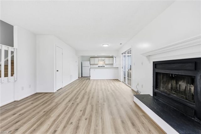 2304 Cretan CT, Virginia Beach, VA 23456