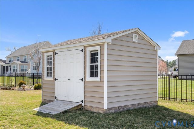 12006 Rolling Tide Ct, Chester, VA 23836