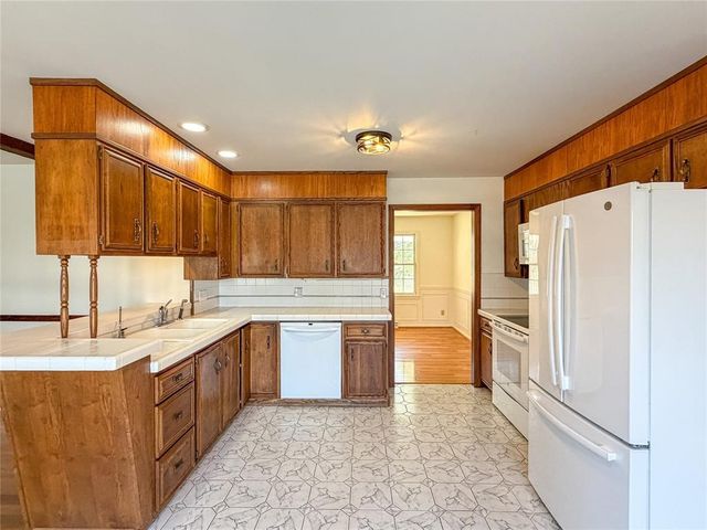 487 Jackson Park Dr, Meadville City, PA 16335