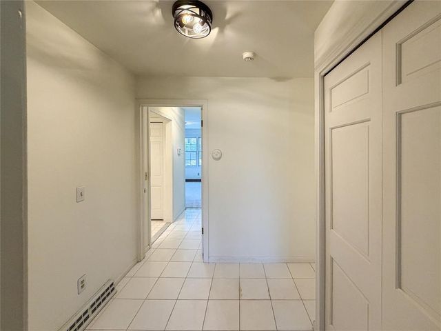 487 Jackson Park Dr, Meadville City, PA 16335