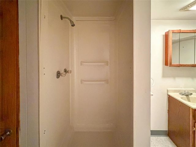 487 Jackson Park Dr, Meadville City, PA 16335