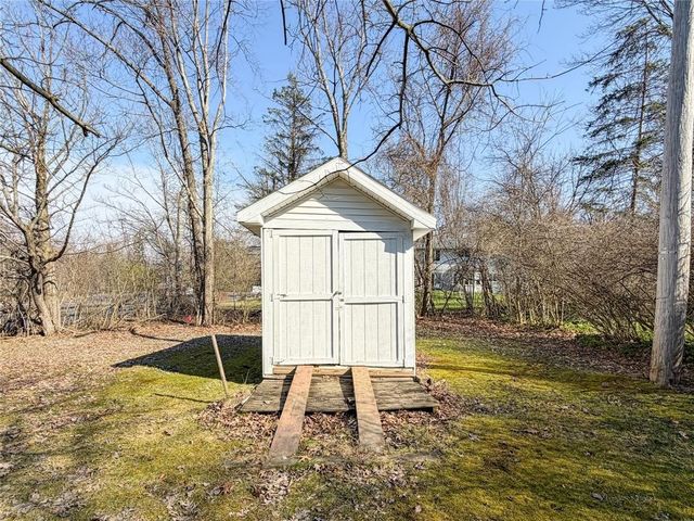 487 Jackson Park Dr, Meadville City, PA 16335