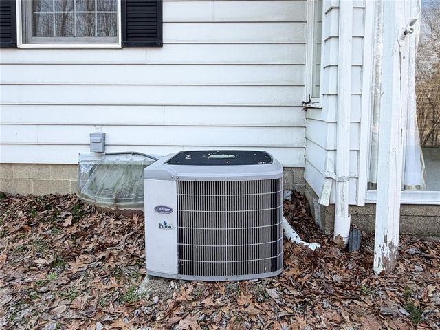 487 Jackson Park Dr, Meadville City, PA 16335