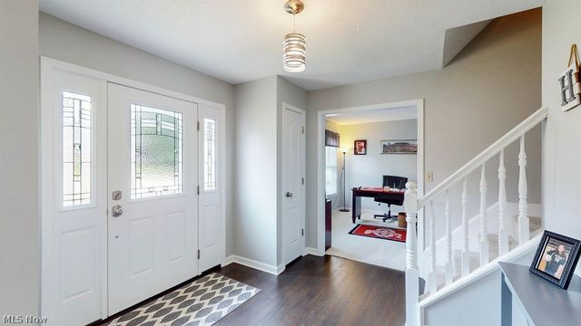 445 Blossom Circle, Tallmadge, OH 44278