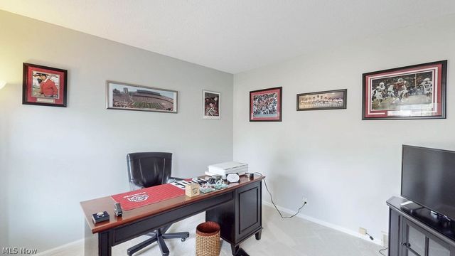 445 Blossom Circle, Tallmadge, OH 44278