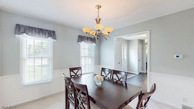 445 Blossom Circle, Tallmadge, OH 44278