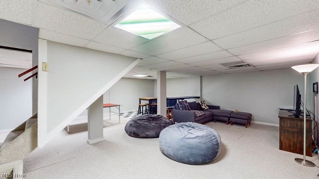 445 Blossom Circle, Tallmadge, OH 44278