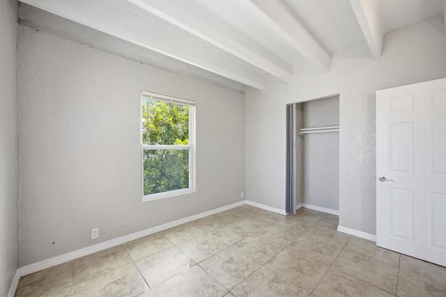 812 19th Street 4, West Palm Beach, FL 33407