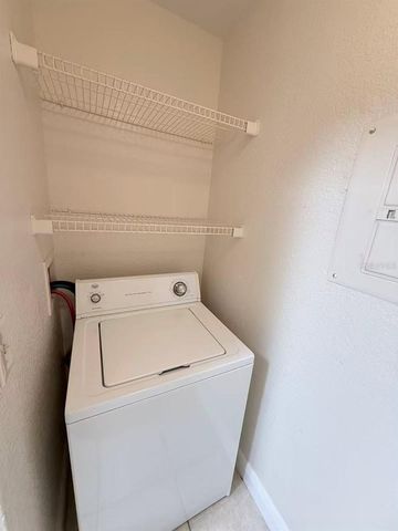 2550 N ALAFAYA TRAIL 6205, Orlando, FL 32826