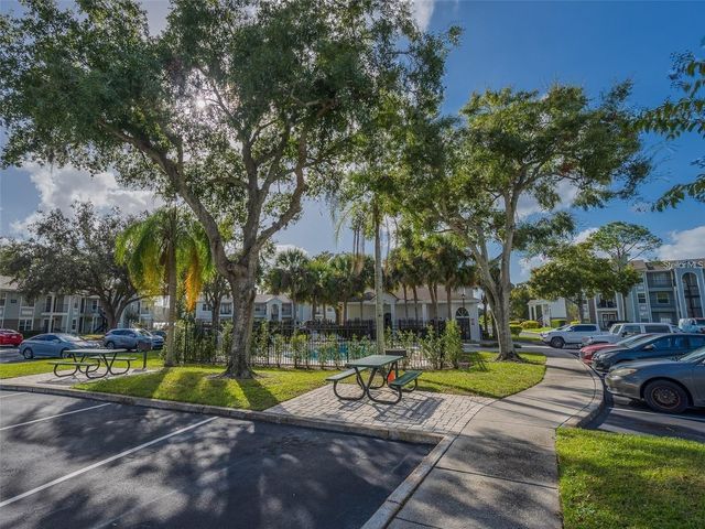 2550 N ALAFAYA TRAIL 6205, Orlando, FL 32826